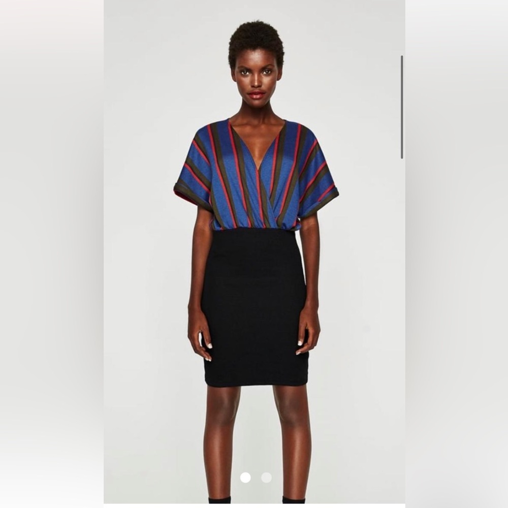 Zara Trafaluc striped deep v bodycon dress Sz Small EUC